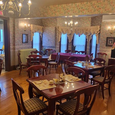 Cranberry Cove Inn Louisbourg Exterior foto